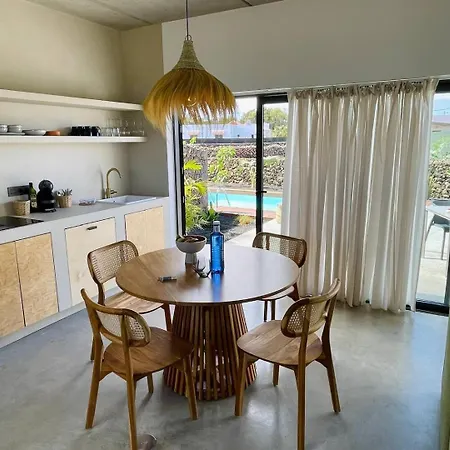 فيلة Coco's House لاجاريس